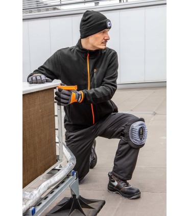 CZAPKA Z LATARKĄ NEO