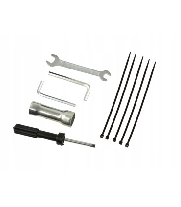 Podkaszarka spalinowa multifunkcyjna 4w1