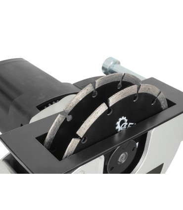 Bruzdownica do betonu ze wskaźnikiem laserowym