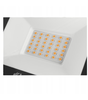 Naświetlacz LED 30W – barwa biała ciepła 2700K