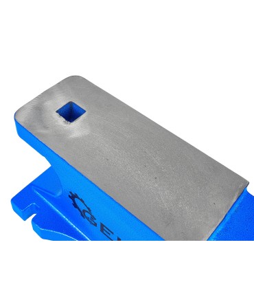  Kowadło żeliwne 24,9kg (1)