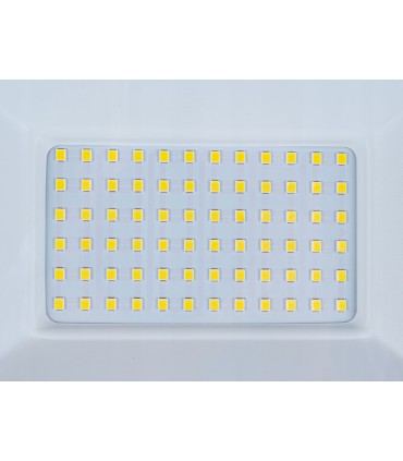 Naświetlacz LED 50W ze statywem budowlanym i przewodem – barwa biała neutralna 4500K